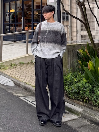 「SINSS(シンス)のWool blend gradation knit / ウールブレンドグラデーションニット(ニット/セーター)」を使った、中村瑞輝(みずきち)さん(メンズ・176cm)の秋コーディネート