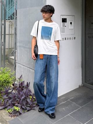 「SINSS(シンス)のGraphic compact T-shirt / グラフィックコンパクトTシャツ(Tシャツ/カットソー)」を使った、中村瑞輝(みずきち)さん(メンズ・176cm)の夏コーディネート
