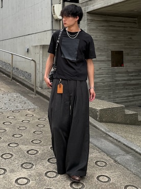 「SINSS（シンス）のアイテム（スラックス）」を使った、中村瑞輝(みずきち)さん（メンズ・176cm）の春コーディネート