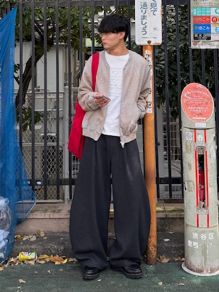 「AAKAM(アーカム)のNapoleon Corded Half Top (White)(Tシャツ/カットソー)」を使った、中村瑞輝(みずきち)さん(メンズ・176cm)の秋コーディネート