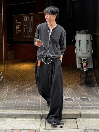「SINSS(シンス)のZip neck sweat / ジップネックスウェット(スウェット)」を使った、中村瑞輝(みずきち)さん(メンズ・176cm)の秋コーディネート