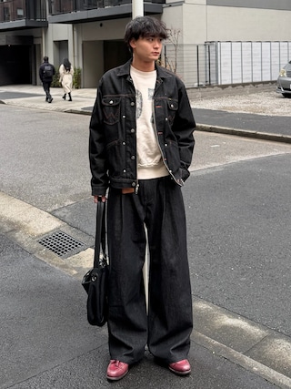 「JOURNAL STANDARD（ジャーナルスタンダード）のブロークン プリント クルーネック スウェット（スウェット）」を使った、中村瑞輝(みずきち)さん（メンズ・176cm）の冬コーディネート