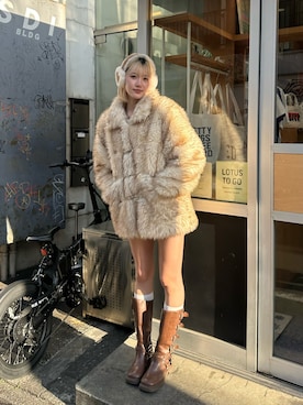 「UGG（アグ）のアイテム」を使った、suminaさん（レディース・171cm）の冬コーディネート