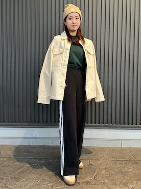 「アディダスオリジナルス」｜「アイテム（ニットキャップ/ビーニー）」を使った、MAさん（レディース・162cm）の秋コーディネート