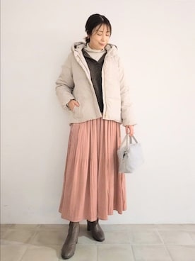 「アイテム（ダウンジャケット/コート、ベージュ系）」を使った、miomioさん（レディース・157cm）の秋コーディネート