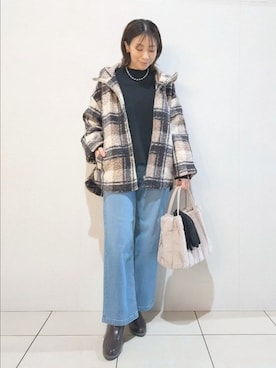 「アイテム（手袋）」を使った、miomioさん（レディース・157cm）の冬コーディネート