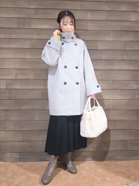 「アイテム（チェスターコート）」を使った、miomioさん（レディース・157cm）の秋コーディネート