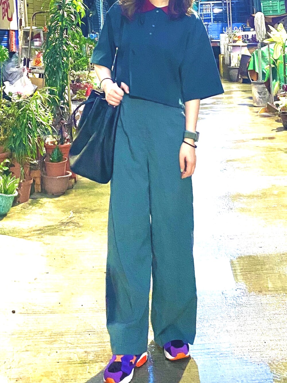 「ootd、outfit、コーディネート、PUMP FURY」｜「JEANASISのアソートカットポロSS/955381（ポロシャツ、グリーン系）」を使った、ずずさん（レディース・160cm）の秋コーディネートの1枚目の写真
