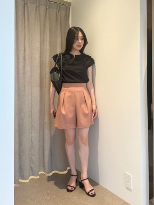 シェリエ　バルーンタックショートパンツ　M 完売商品　ハイウエストパンツ archives｜ハイウエストタックショートパンツ | Rakuten Fashion