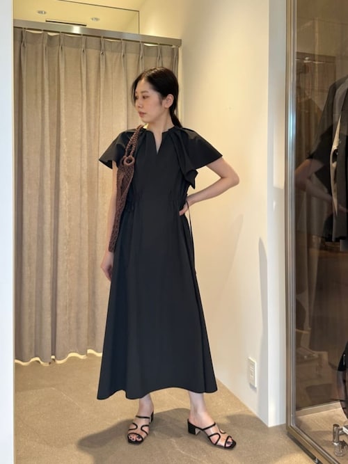 EMMEL REFINES バックリボンスリーブワンピース ネイビー EMMEL REFINES（エメルリファインズ）の「＜EMMEL REFINES＞EM