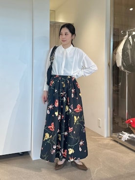 「green label relaxing（グリーンレーベルリラクシング）のアイテム（パンプス）」を使った、taniai_hさん（レディース・162cm）の秋コーディネート