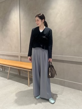 「アイテム（パンプス、ブルー系）」を使った、taniai_hさん（レディース・162cm）の秋コーディネート