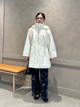 「アイテム（ポンチョ）」を使った、taniai_hさん（レディース・162cm）の秋コーディネート