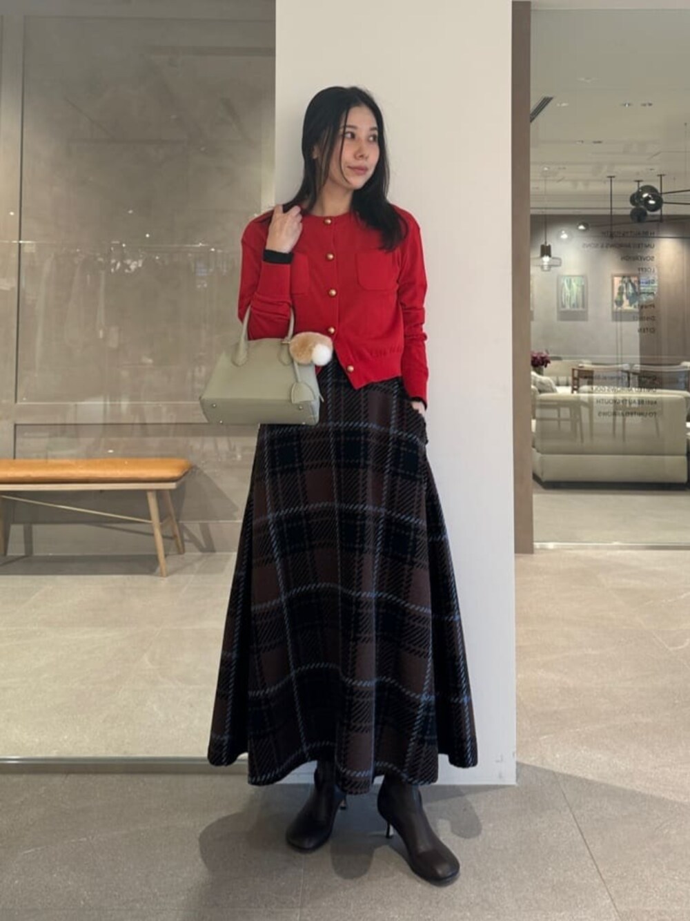 EMMEL REFINES＞EM ツィードライク チェック フレアスカートを使った