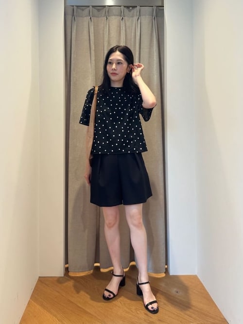 新品タグ付 EMMEL REFINES EM Wクロスハイウエストショートパンツ EMMEL REFINES＞EM Wクロス ハイウエスト タック ショートパンツ