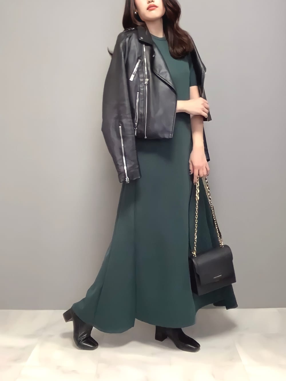 UN3D. アンスリード デコルテカットワンピース　M UN3D. アンスリード デコルテカットワンピース M