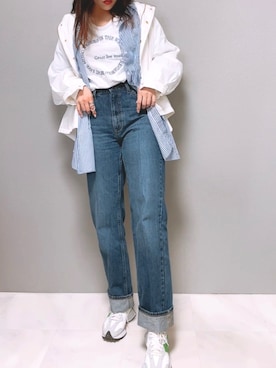 「UNIQLO（ユニクロ）のハイライズワイドストレートジーンズ（デニムパンツ）」を使った、𝐲𝐮_𝐦𝐢𝐧さん（レディース・162cm）の春コーディネート