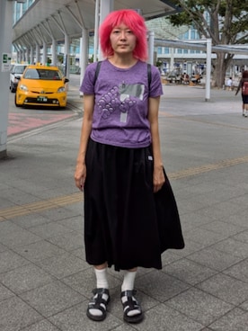 「ZAXY（ザクシー）のアイテム（サンダル、ブラック系）」を使った、堀井可奈さん（レディース・164cm）の夏コーディネート