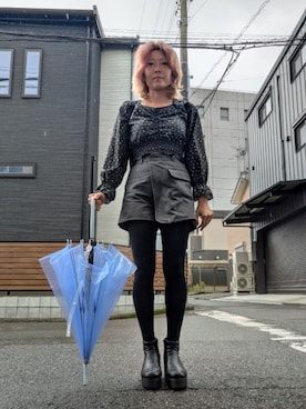 「WEGO（ウィゴー）のアイテム（Tシャツ/カットソー、ブラック系）」を使った、堀井可奈さん（レディース・164cm）の夏コーディネート