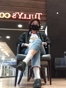 「アイテム（ヘッドフォン/イヤホン）」を使った、🤕さん（レディース・164cm）の春コーディネート