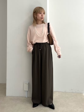 「fredy emue（フレディエミュ）の【4サイズ展開/リピーター続出！】とろみツイルストレートイージーパンツ（その他パンツ、ブラウン系）」を使った、KANOKOさん（レディース・147cm）の春コーディネート