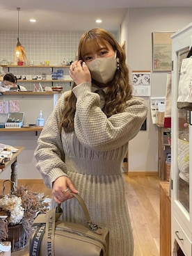 「JILL STUART（ジルスチュアート）のアイテム（トートバッグ）」を使った、辻さゆりさん（レディース・150cm）の冬コーディネート