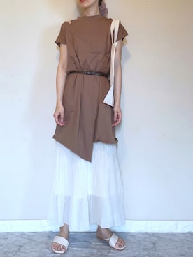 「白スカート」｜「アイテム（チュニック）」を使った、ＭAＲＩＮさん（レディース・165cm）の秋コーディネート