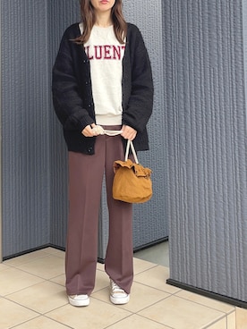 「モヘアカーディガン」｜「アイテム（スウェット）」を使った、ＭAＲＩＮさん（レディース・165cm）の冬コーディネート