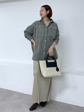 「E'POR（エポール）の【E'POR】【撥水加工・超軽量】 BOAT BAG Medium【25AW】（トートバッグ）」を使った、YUIさん（レディース・161cm）の秋コーディネート