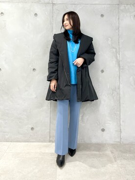 「ブルーコーデ」｜「アイテム（ダウンジャケット/コート）」を使った、YUIさん（レディース・161cm）の秋コーディネート