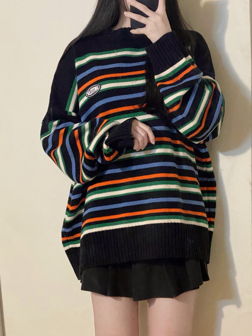 「古着、WEGO、ニット、スカート、ストリート、Chuu、冬コーデ、韓国、プリーツスカート、低身長、今日のコーデ、韓国ブランド、mixxmix、韓国コーデ、未来のWEARISTAプロジェクト」｜「WCのWC/【2点セット】ベルト付きプリーツスカパン（スカート、ブラック系）」を使った、 梦华さん（レディース・153cm）の秋コーディネートの1枚目の写真