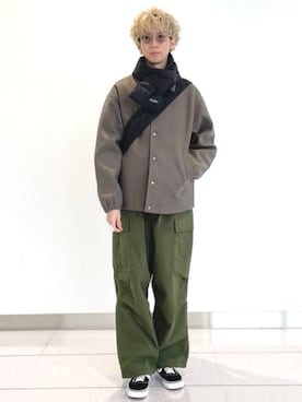 「アイテム（マフラー）」を使った、B:MING by BEAMS MENさん（メンズ・175cm）の秋コーディネート