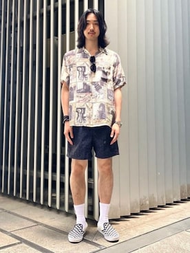 「Gramicci（グラミチ）のアイテム（パンツ）」を使った、B:MING by BEAMS MENさん（メンズ・173cm）の夏コーディネート
