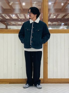 「Lee（リー）のアイテム（ブルゾン）」を使った、B:MING by BEAMS MENさん（メンズ・170cm）の冬コーディネート