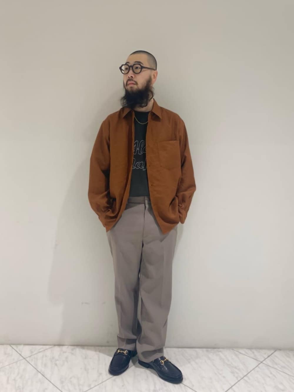 ソリッド ツイル ノープリーツ ストレート パンツを使った人気