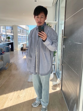 「LIDNM（リドム）のVAJIRA ICE WASH DENIM（デニムパンツ、ブルー系）」を使った、fumiさん（メンズ・176cm）の冬コーディネート
