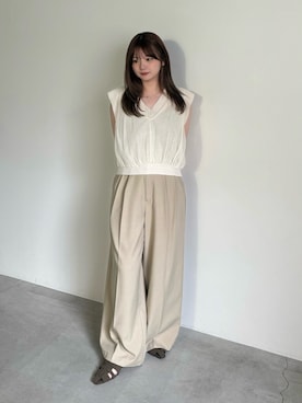 「select MOCA（セレクトモカ）のリネンタッチチュールドッキングベスト（ベスト、ベージュ系）」を使った、ruriさん（レディース・148cm）の夏コーディネート