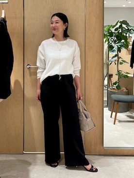 「GALLARDAGALANTE（ガリャルダガランテ）の【ジャケットやニットのインナーに最適！】バックスリットブラウスT（シャツ/ブラウス）」を使った、ggchikaさん（レディース・156cm）の春コーディネート