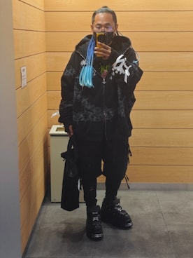 「アイテム（セットアップ）」を使った、hitogenomu666さん（メンズ・175cm）の冬コーディネート