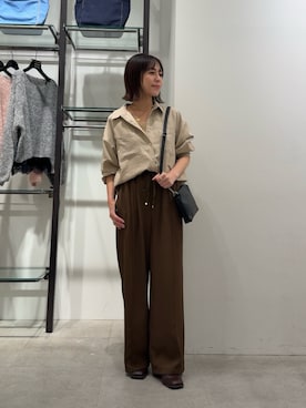 「アイテム（キャミソール、ベージュ系）」を使った、maedaxxxrstoutさん（レディース・153cm）の秋コーディネート