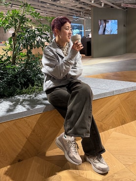 「アイテム（食器/キッチン）」を使った、Azuna Yamatsuさん（レディース・158cm）の秋コーディネート