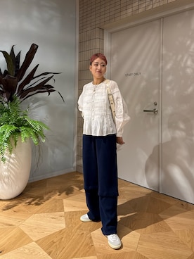 「アイテム（パンツ）」を使った、Azuna Yamatsuさん（レディース・158cm）の秋コーディネート