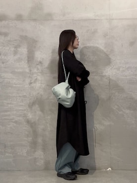 「russet（ラシット）のレザー巾着4WAYショルダーバッグ（ショルダーバッグ、グリーン系）」を使った、chiiiisnさん（レディース・157cm）の春コーディネート