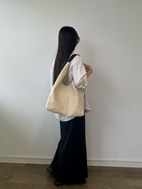 「russet（ラシット）のキャンバスホーボーバッグ（ショルダーバッグ、ホワイト系）」を使った、chiiiisnさん（レディース・157cm）の春コーディネート