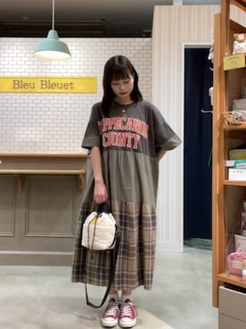 「KiU（キウ）のアイテム」を使った、ブルーブルーエさん（レディース・162cm）の秋コーディネート