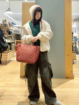 「アイテム（ニットキャップ/ビーニー）」を使った、ブルーブルーエさん（レディース・158cm）の秋コーディネート