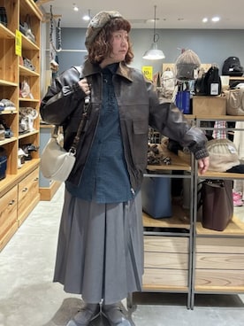 「アイテム（ハンチング/ベレー帽）」を使った、ブルーブルーエさん（レディース・160cm）の秋コーディネート