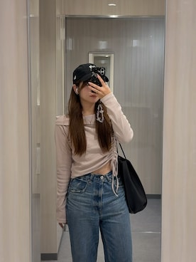 「AZUL by moussy（アズールバイマウジー）のアイテム（デニムパンツ）」を使った、ねねりんさん（レディース・160cm）の秋コーディネート
