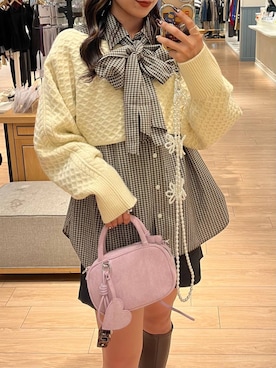 「アイテム（スマホグッズ）」を使った、kanaさん（レディース・161cm・20代）の秋コーディネート