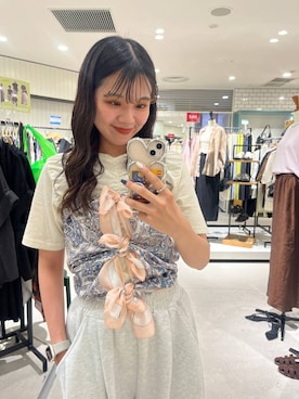 「アイテム（バンダナ/スカーフ、ピンク系）」を使った、kanaさん（レディース・161cm）の夏コーディネート
